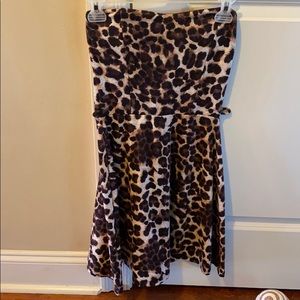 beautiful dress that can be worn for any occasion.